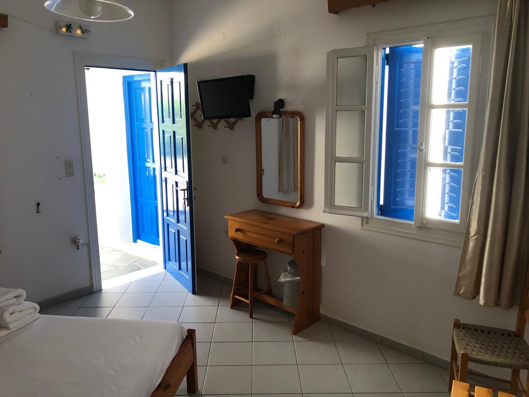 Petradi Sifnos Aparthotel Platis Gialos  ภายนอก รูปภาพ