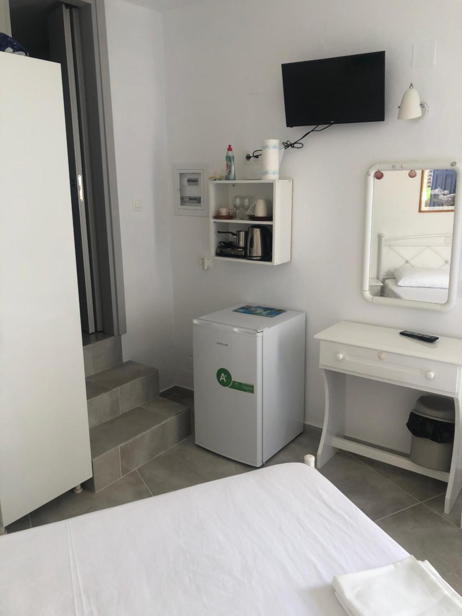 Petradi Sifnos Aparthotel Platis Gialos  ภายนอก รูปภาพ